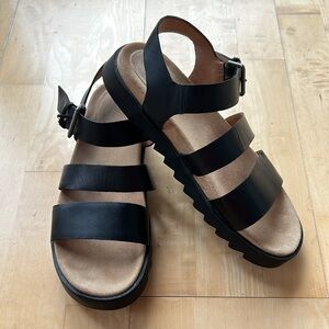 Madewell black leather sandals size 8